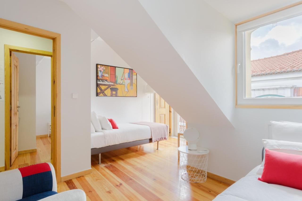 Amazing Rooftop Terrace With River And Historic City View 4 Bedrooms 4 Bathrooms Ac 19Th Century Building Chiado Lisbon Bagian luar foto