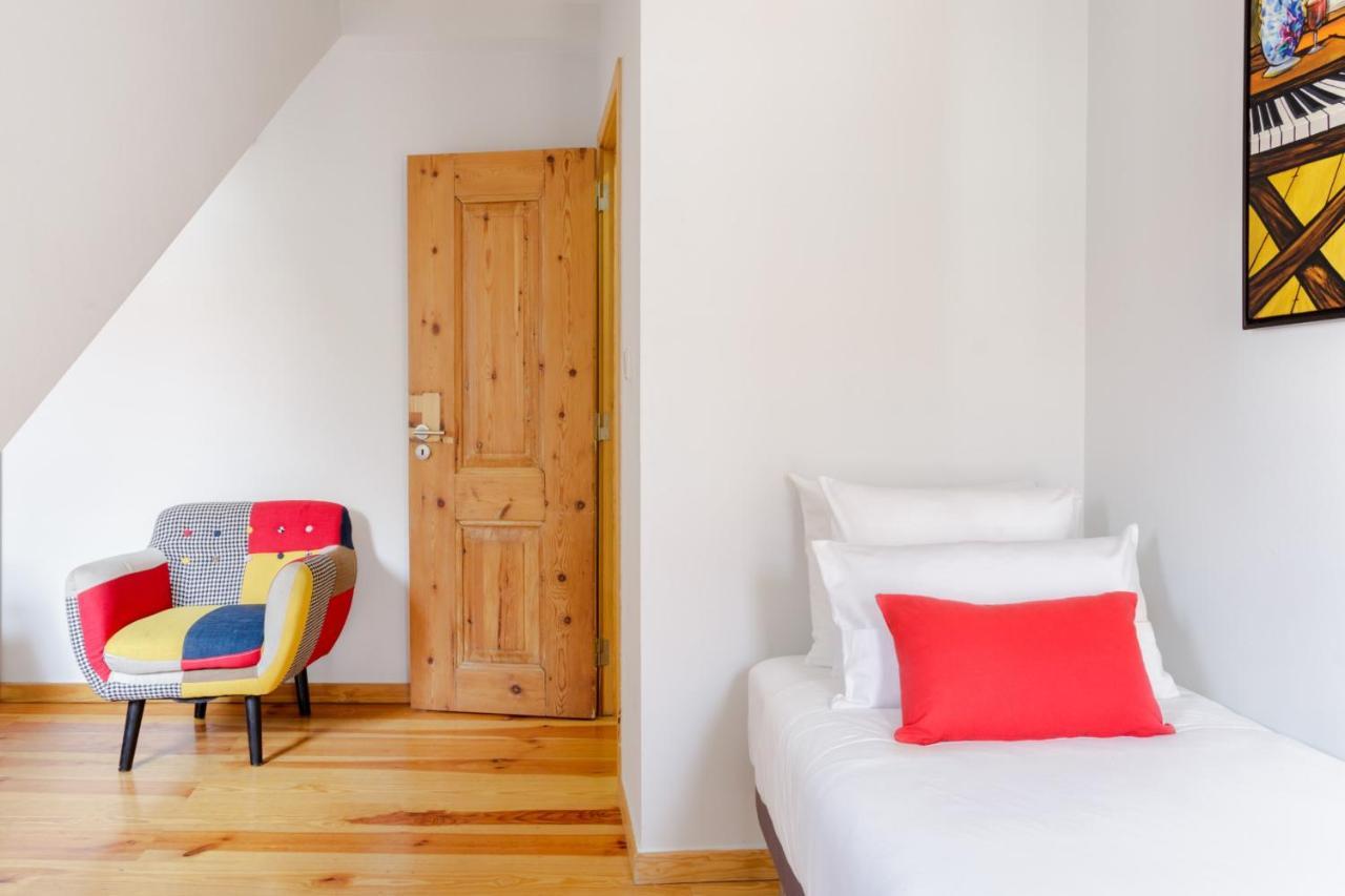 Amazing Rooftop Terrace With River And Historic City View 4 Bedrooms 4 Bathrooms Ac 19Th Century Building Chiado Lisbon Bagian luar foto