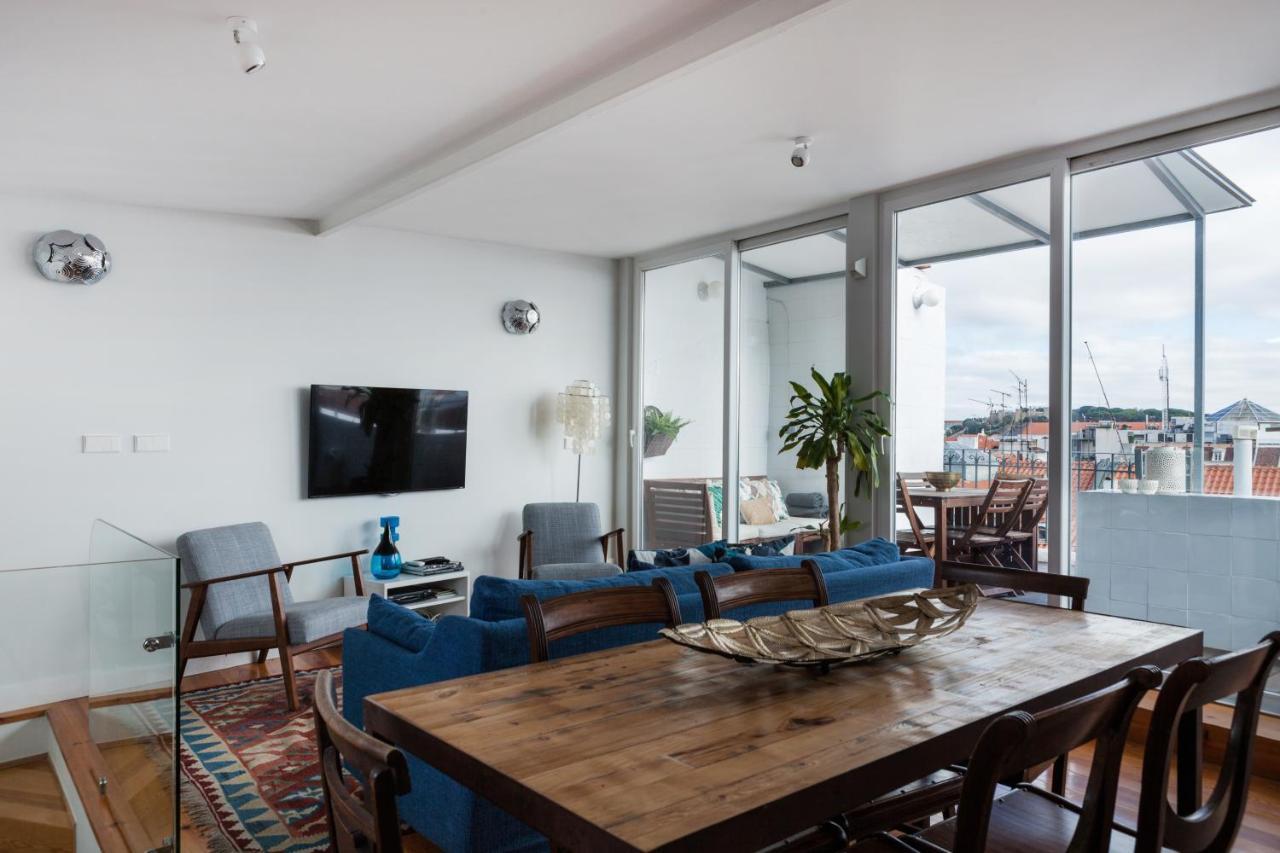 Amazing Rooftop Terrace With River And Historic City View 4 Bedrooms 4 Bathrooms Ac 19Th Century Building Chiado Lisbon Bagian luar foto
