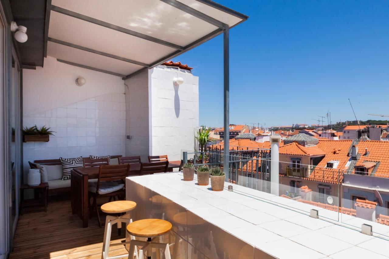 Amazing Rooftop Terrace With River And Historic City View 4 Bedrooms 4 Bathrooms Ac 19Th Century Building Chiado Lisbon Bagian luar foto